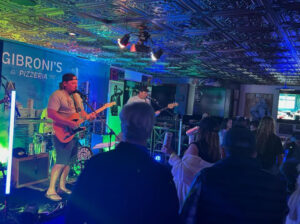 Candid8CF508BD-7FEB-4FCF-8351-4F15EF269B2E